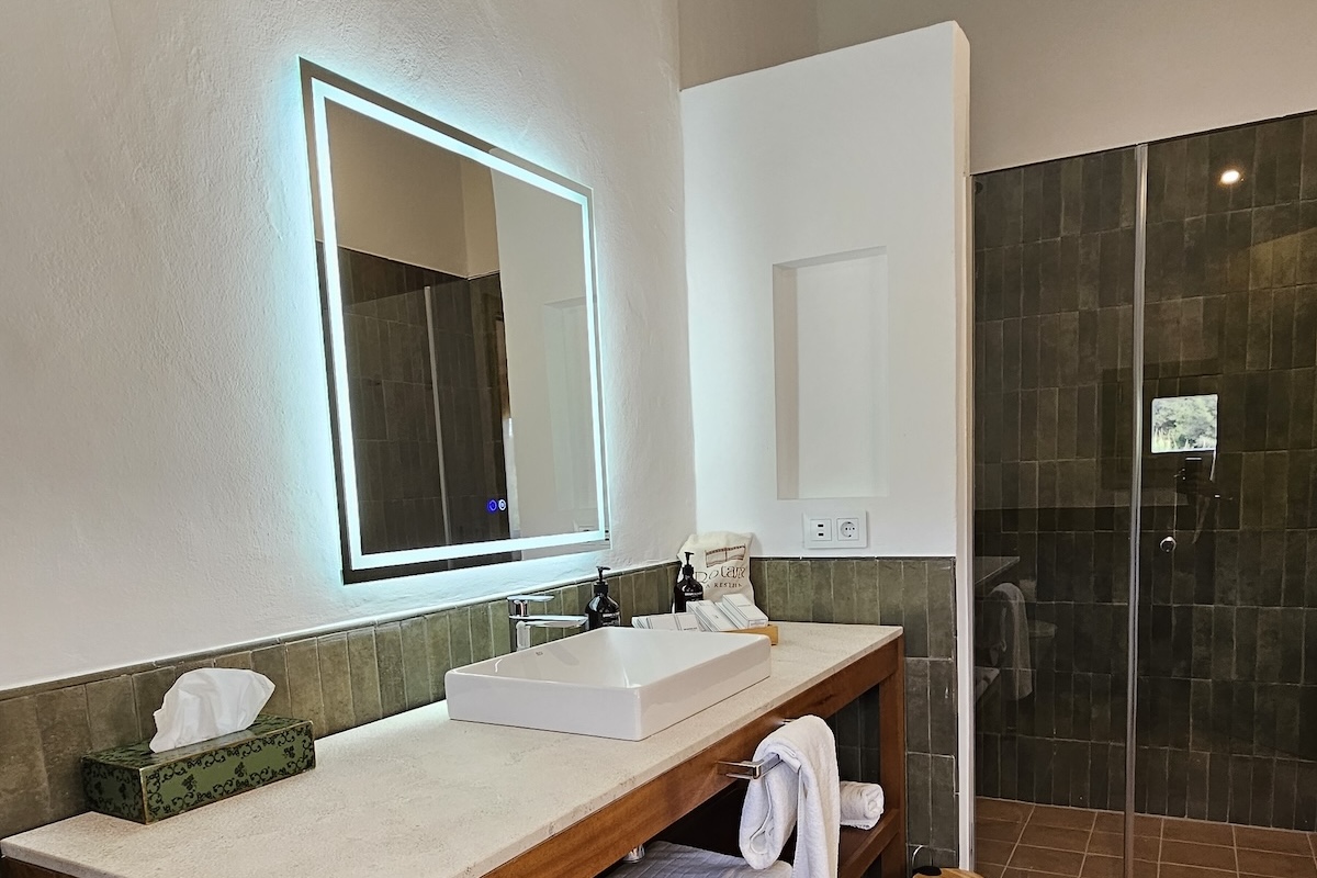 EsMayolet_RoomYDT_R0203.jpg