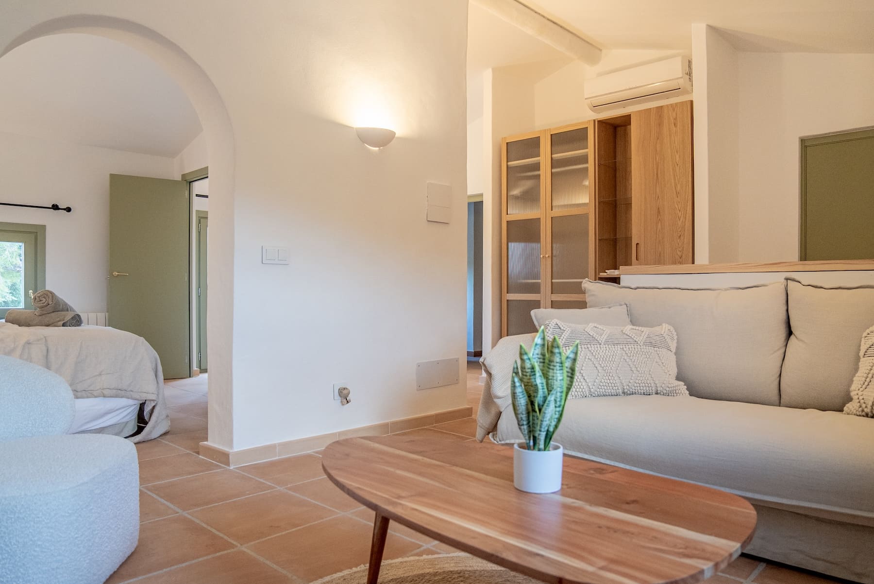 EsMayolet_RoomYSF_R1004b
